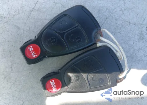 2004 Mercedes-Benz E 320 4Matic z USA, uszkodzony, nr VIN WDBUF82J44X161547